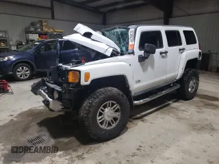 2008 Hummer H3 SUV with VIN 5GTEN13E288176624, listed as a Copart auction lot 82398294 with 72,404 mi miles and Salvage Title. Bid and sale history available at carsss.com. Image 1.