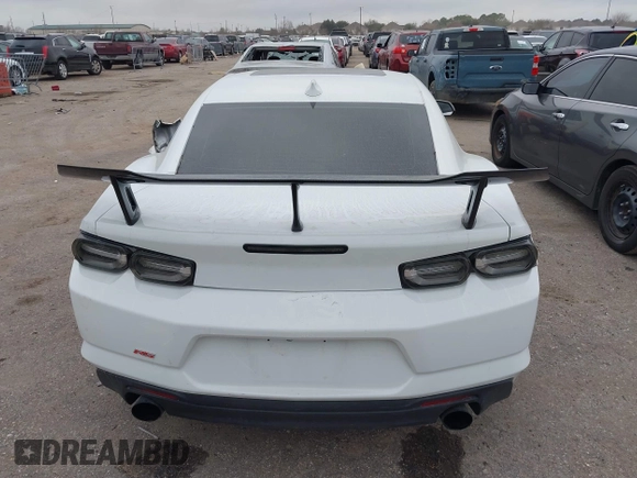 2022 Chevrolet Camaro 2LT with VIN 1G1FD1RS9N0124017, listed as a IAAI auction lot 41512484 with 6,991 mi miles. Bid and sale history available at carsss.com. Image 17.