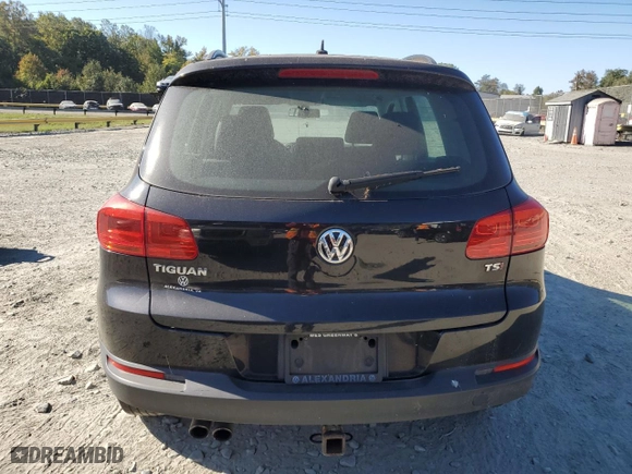 2016 Volkswagen Tiguan R-Line with VIN WVGAV7AX4GW607368, listed as a Copart auction lot 76401304 with 169,069 mi miles and Clean Title. Bid and sale history available at carsss.com. Image 6.