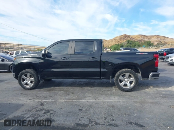 2020 Chevrolet Silverado 1500 LT with VIN 1GCUYDEDXLZ221344, listed as a IAAI auction lot 40731228 with 101,218 mi miles and . Bid and sale history available at DreamBid. Image 14.