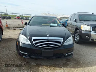 2011 Mercedes-Benz S-Class S 550 with VIN WDDNG7BB4BA389754, listed as a IAAI auction lot 41404074 with 109,209 mi miles. Bid and sale history available at carsss.com. Image 12.
