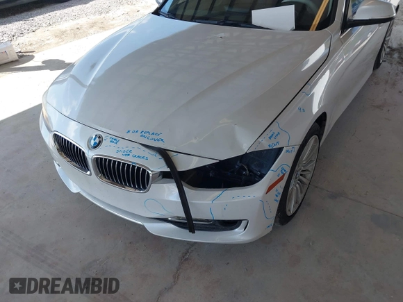 2013 BMW 3 Series 328i с VIN WBA3A5G58DNP19818, выставлен на аукционе IAAI как лот 42315026 с пробегом 133 510 миль миль и . История ставок и продаж доступна на DreamBid. Изображение 13.