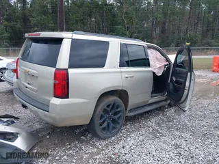 2017 Chevrolet Tahoe LT with VIN 1GNSCBKC9HR327790, listed as a IAAI auction lot 41593561 with 1 mi miles. Bid and sale history available at carsss.com. Image 4.