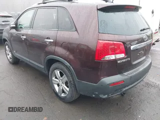2012 Kia Sorento EX with VIN 5XYKUCA66CG254716, listed as a IAAI auction lot 41928495 with 143,938 mi miles. Bid and sale history available at carsss.com. Image 3.
