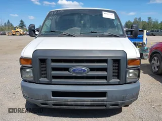 2013 Ford Econoline Cargo Commercial z VIN 1FTNE1EW8DDB05975, wystawiony jako IAAI lot #42522747 z przebiegiem 85 838 mil mil oraz . Historia ofert i sprzedaży dostępna na DreamBid. Obrazek 12.