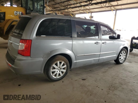 2013 Chrysler Town & Country Touring z VIN 2C4RC1BG9DR779036, wystawiony jako Copart lot #59039625 z przebiegiem 117 631 mil mil oraz Tytuł czysty. Historia ofert i sprzedaży dostępna na DreamBid. Obrazek 3.