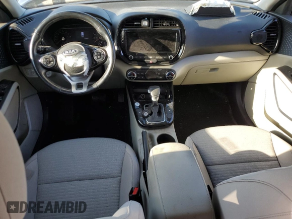 2021 Kia Soul EX with VIN KNDJ33AU6M7776628, listed as a Copart auction lot 48139535 with 71,658 mi miles and Salvage Title. Bid and sale history available at carsss.com. Image 8.