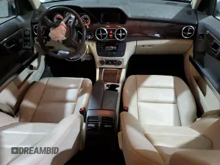2013 Mercedes-Benz GLK 350 z VIN WDCGG8JB8DG037314, wystawiony jako Copart lot #55331945 z przebiegiem 88 815 mil mil oraz Czysty tytuł • Clean title. Historia ofert i sprzedaży dostępna na DreamBid. Obrazek 8.