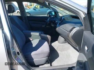2008 Toyota Prius with VIN JTDKB20U887701258, listed as a IAAI auction lot 41814826 with 123,861 mi miles. Bid and sale history available at carsss.com. Image 5.