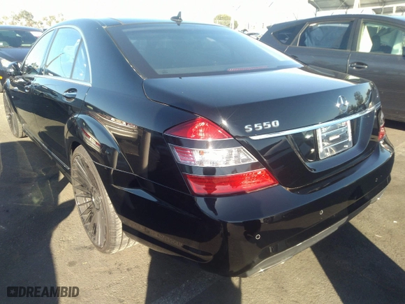 2012 Mercedes-Benz S-Class S 550 with VIN WDDNG7DB3CA437713, listed as a IAAI auction lot 35348392 with 74,672 mi miles. Bid and sale history available at carsss.com. Image 3.