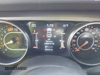 2019 Jeep Wrangler Unlimited Sahara with VIN 1C4HJXEN8KW591398, listed as a IAAI auction lot 42045071 with 87,410 mi miles and . Bid and sale history available at DreamBid. Image 7.