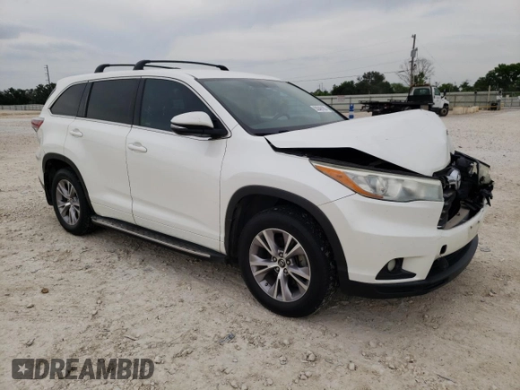 2016 Toyota Highlander LE Plus with VIN 5TDZKRFH1GS154193, listed as a Copart auction lot 55046165 with 102,314 mi miles and Salvage title. Bid and sale history available at DreamBid. Image 4.