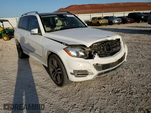 2015 Mercedes-Benz GLK with VIN WDCGG5HB1FG415402, listed as a Copart auction lot 52597865 with 261,299 mi miles and Salvage Title. Bid and sale history available at carsss.com. Image 12.