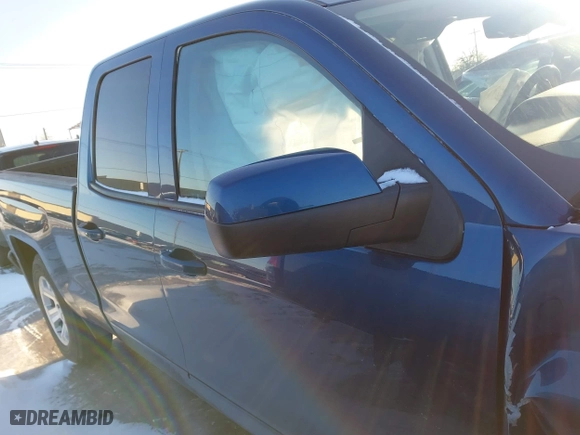 2018 Chevrolet Silverado 1500 LT with VIN 1GCVKREC2JZ216257, listed as a IAAI auction lot 41525909 with 75,614 mi miles. Bid and sale history available at carsss.com. Image 13.