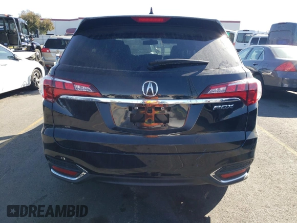 2018 Acura RDX Technology with VIN 5J8TB3H52JL015187, listed as a Copart auction lot 79561114 with 43,579 mi miles and Salvage Title. Bid and sale history available at DreamBid. Image 6.