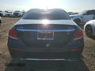 2018 Mercedes-Benz E 300 with VIN WDDZF4KB5JA370390, listed as a Copart auction lot 51099755 with 40,295 mi miles and Salvage title. Bid and sale history available at DreamBid. Image 6.