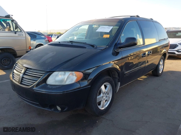 2006 Dodge Grand Caravan SXT with VIN 2D4GP44L36R630845, listed as a IAAI auction lot 42042341 with 203,675 mi miles. Bid and sale history available at carsss.com. Image 18.