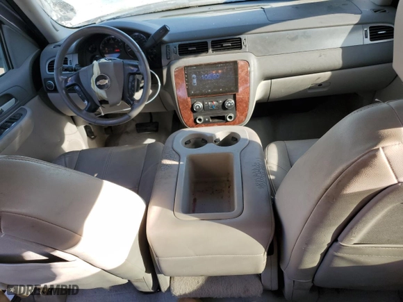 2007 Chevrolet Suburban LS with VIN 3GNFC16037G241031, listed as a Copart auction lot 76713514 with 232,549 mi miles and Salvage Title. Bid and sale history available at carsss.com. Image 8.