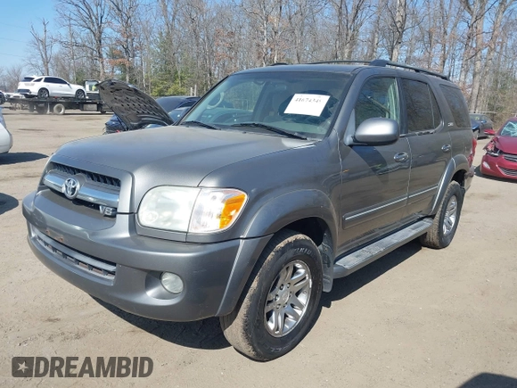 2005 Toyota Sequoia SR5 with VIN 5TDBT44A05S245220, listed as a IAAI auction lot 41674349 with 112,000 mi miles and . Bid and sale history available at DreamBid. Image 2.