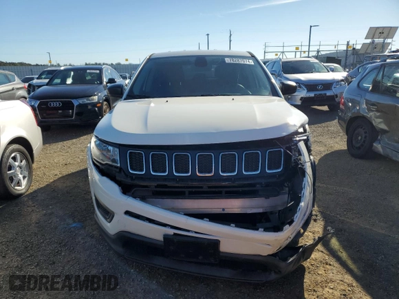 2017 Jeep Compass Sport with VIN 3C4NJCAB4HT672923, listed as a Copart auction lot 78287074 with 70,724 mi miles and Salvage Title. Bid and sale history available at carsss.com. Image 5.