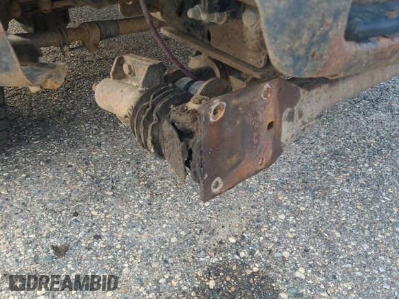 2011 Ford F-350 Platinum с VIN 1FT7W3B60BEB77928, выставлен на аукционе IAAI как лот 42626946 с пробегом 429 347 миль миль и . История ставок и продаж доступна на DreamBid. Изображение 35.