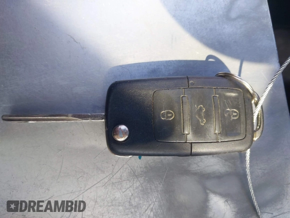 2006 Volkswagen Beetle с VIN 3VWRR31C26M416061, выставлен на аукционе IAAI как лот 42137265 с пробегом 156 182 миль миль и . История ставок и продаж доступна на DreamBid. Изображение 11.