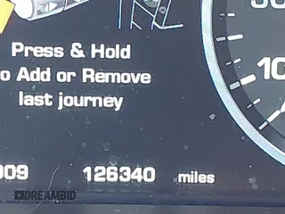 2011 Land Rover Range Rover HSE Lux с VIN SALMF1D48BA329831, выставлен на аукционе IAAI как лот 41295277 с пробегом 126 340 миль миль и . История ставок и продаж доступна на DreamBid. Изображение 15.