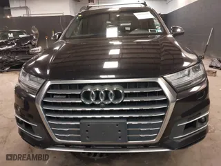 2017 Audi Q7 Premium Plus with VIN WA1LAAF7XHD039620, listed as a IAAI auction lot 40970830 with 119,531 mi miles. Bid and sale history available at carsss.com. Image 12.