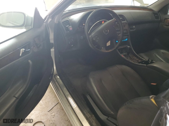 2002 Mercedes-Benz CLK-Class with VIN WDBLK65G92T114739, listed as a Copart auction lot 46654895 with 91,209 mi miles and Salvage Title. Bid and sale history available at carsss.com. Image 8.
