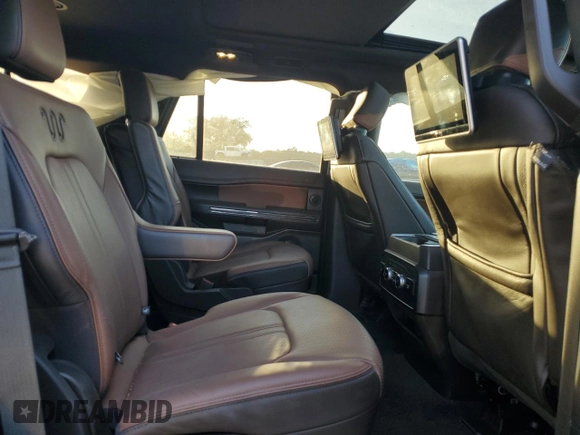 2022 Ford Expedition King Ranch with VIN 1FMJU1PT3NEA15385, listed as a Copart auction lot 77123224 with 28,613 mi miles and Salvage Title. Bid and sale history available at carsss.com. Image 11.
