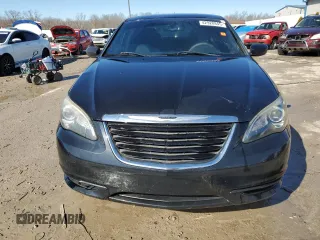 2012 Chrysler 200 S with VIN 1C3CCBHG6CN150143, listed as a Copart auction lot 42928845 with 120,102 mi miles and Salvage Title. Bid and sale history available at carsss.com. Image 5.