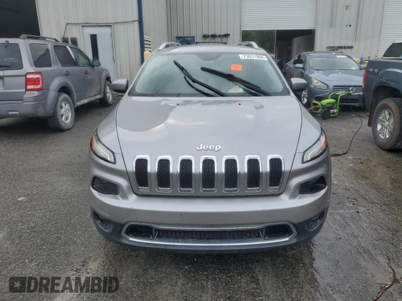 2017 Jeep Cherokee Limited with VIN 1C4PJLDB8HW526250, listed as a Copart auction lot 73031994 with 0 mi miles and Salvage Title. Bid and sale history available at carsss.com. Image 5.