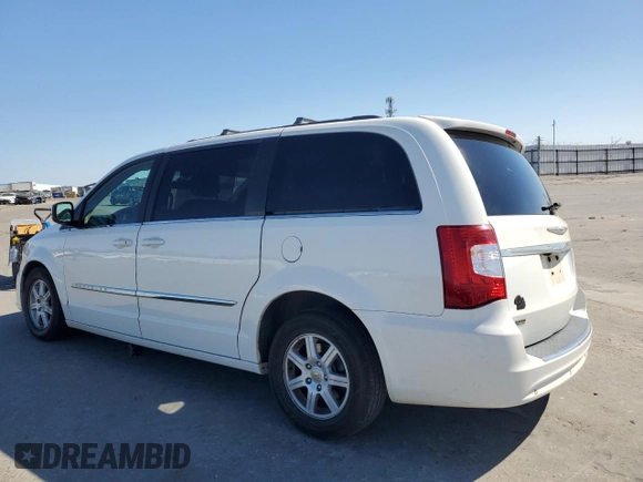 2011 Chrysler Town & Country Touring L z VIN 2A4RR8DG6BR702751, wystawiony jako Copart lot #58541045 z przebiegiem 170 144 mil mil oraz Szkoda całkowita • Salvage title. Historia ofert i sprzedaży dostępna na DreamBid. Obrazek 2.