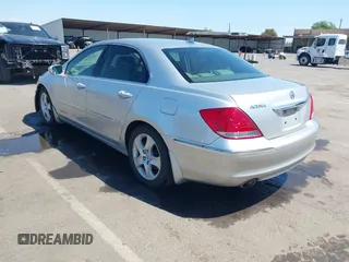 2005 Acura RL with VIN JH4KB16545C016170, listed as a IAAI auction lot 42164148 with 267,166 mi miles and . Bid and sale history available at DreamBid. Image 3.