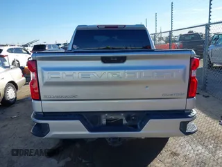 2020 Chevrolet Silverado 1500 Custom with VIN 3GCPWBEH2LG182016, listed as a IAAI auction lot 41364095 with 132,486 mi miles. Bid and sale history available at carsss.com. Image 17.