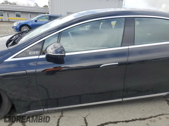 2024 Mercedes-Benz EQS 450 z VIN W1KCG2EB4RA048256, wystawiony jako Copart lot #51107375 z przebiegiem Nie podano mil oraz Szkoda całkowita • Salvage title. Historia ofert i sprzedaży dostępna na DreamBid. Obrazek 7.