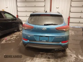 2016 Hyundai Tucson Limited with VIN KM8J33A27GU085639, listed as a IAAI auction lot 41733158 with 111,155 mi miles. Bid and sale history available at carsss.com. Image 17.