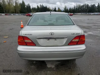 2002 Lexus LS 430 with VIN JTHBN30F120075551, listed as a Copart auction lot 52411405 with 194,704 mi miles and Salvage Title. Bid and sale history available at carsss.com. Image 6.