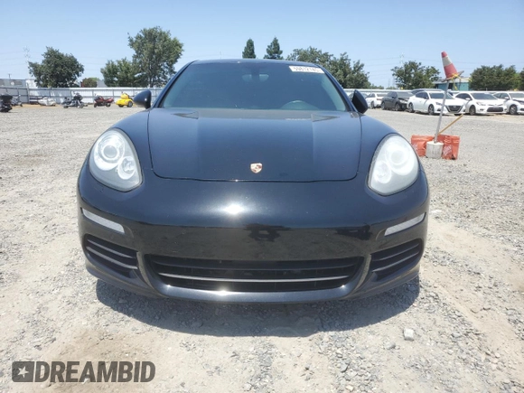 2015 Porsche Panamera 4 with VIN WP0AA2A74FL006965, listed as a Copart auction lot 59812145 with 191,851 mi miles and Clean title. Bid and sale history available at DreamBid. Image 5.