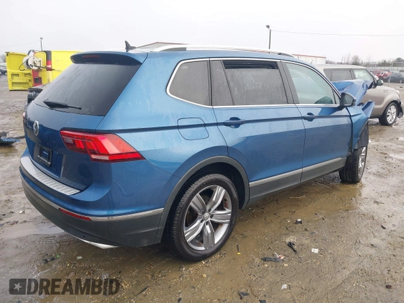 2020 Volkswagen Tiguan SE z VIN 3VV3B7AX5LM176136, wystawiony jako IAAI lot #41564431 z przebiegiem 74 867 mil mil oraz . Historia ofert i sprzedaży dostępna na DreamBid. Obrazek 4.