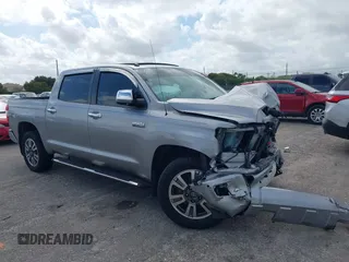 2018 Toyota Tundra 2WD SR5 with VIN 5TFGY5F14JX239984, listed as a IAAI auction lot 41948639 with 31,506 mi miles. Bid and sale history available at carsss.com. Image 1.
