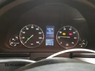 2005 Mercedes-Benz C 320 с VIN WDBRF84J15F662342, выставлен на аукционе Copart как лот 44009115 с пробегом 172 017 миль миль и Списание • Salvage title. История ставок и продаж доступна на DreamBid. Изображение 9.