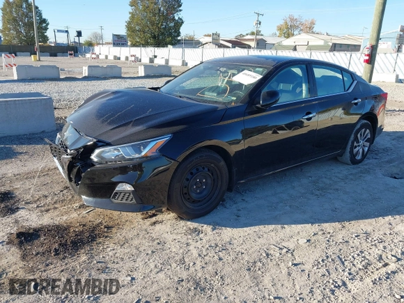 2019 Nissan Altima 2.5 S with VIN 1N4BL4BW5KC144319, listed as a IAAI auction lot 40689180 with 84,199 mi miles. Bid and sale history available at carsss.com. Image 18.