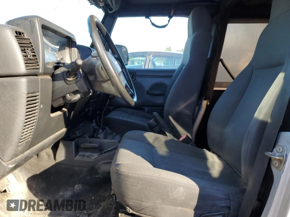 2006 Jeep Wrangler SE with VIN 1J4FA29156P769781, listed as a Copart auction lot 43498595 with 0 mi miles and Non Repairable. Bid and sale history available at carsss.com. Image 7.