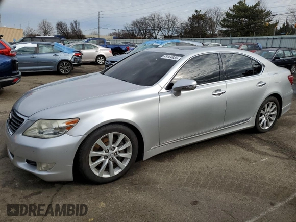 2010 Lexus LS 460 z VIN JTHCL5EFXA5005742, wystawiony jako Copart lot #43464855 z przebiegiem 225 906 mil mil oraz Czysty tytuł • Clean title. Historia ofert i sprzedaży dostępna na DreamBid. Obrazek 1.