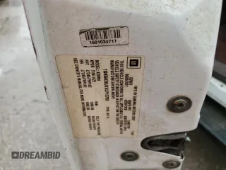 1997 GMC Suburban z VIN 1GKGK26JXVJ715765, wystawiony jako Copart lot #73188284 z przebiegiem 301 101 mil mil oraz Szkoda całkowita • Salvage title. Historia ofert i sprzedaży dostępna na DreamBid. Obrazek 13.