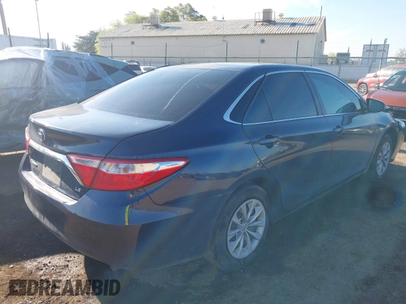 2017 Toyota Camry XLE with VIN 4T1BF1FK9HU737994, listed as a IAAI auction lot 41852075 with 114,923 mi miles. Bid and sale history available at carsss.com. Image 4.