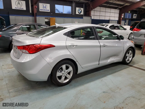 2013 Hyundai Elantra GLS PZEV with VIN KMHDH4AE9DU828277, listed as a Copart auction lot 84437384 with 175,084 mi miles and Clean Title. Bid and sale history available at carsss.com. Image 3.