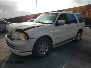 2006 Lincoln Navigator Luxury with VIN 5LMFU275X6LJ24417, listed as a Copart auction lot 77639894 with 142,665 mi miles and Salvage Title. Bid and sale history available at carsss.com. Image 1.