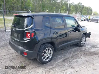 2023 Jeep Renegade Latitude with VIN ZACNJDB12PPP72694, listed as a IAAI auction lot 41922408 with 29,818 mi miles and . Bid and sale history available at DreamBid. Image 4.